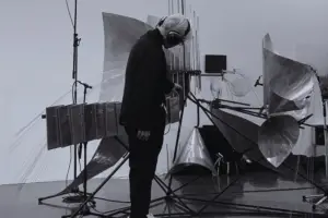 Ryuichi Sakamoto adalah komposer, musisi, aktivis, dan aktor legendaris Jepang yang diakui secara global atas kemampuannya melintasi batas genre. (Foto:Instagram/@skmtgram)