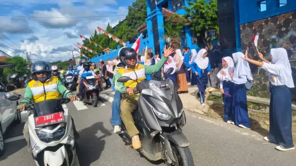 Kepala Disperkim Kabupaten Sukabumi, Sendi Apriadi saat mengikuti Touring Ngabumi 4. (Sumber Foto: Dok. Disperkim Kab. Sukabumi)
