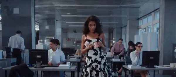 Lirik Lagu So Easy (To Fall In Love) Olivia Dean yang Viral di TikTok (Sumber : Youtube | Olivia Dean)