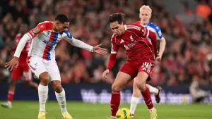 Akis Federico Chiesa saat menghadapi Crystal Palace tadi malam (Sumber: web/liverpoolfc.com)