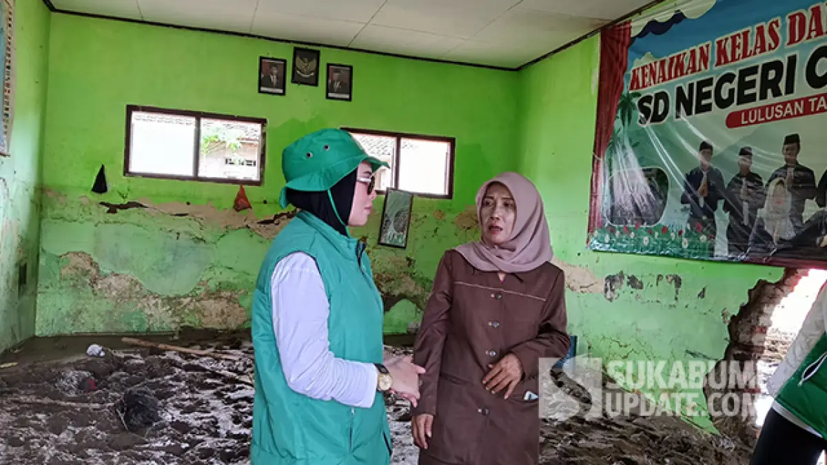 Dewan Dila Turun ke Lokasi Banjir Cisolok Sukabumi, Sekolah Rusak Prioritas Perbaikan