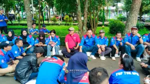 SP TSK SPSI Kabupaten Sukabumi saat berkumpul di Pendopo Kabupaten Sukabumi. (Sumber: Dok SP TSK SPSI Kabupaten Sukabumi)