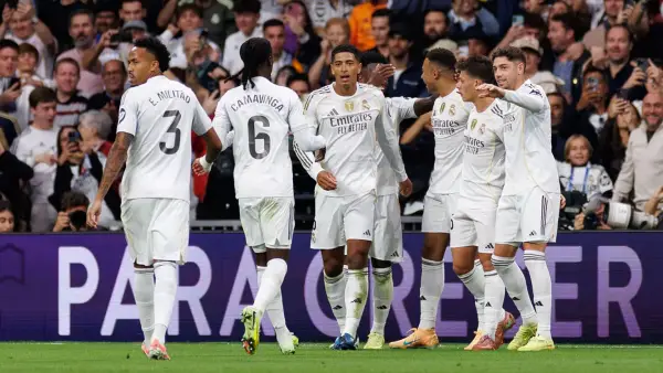 Pemain Real Madrid merayakan gol Jude Bellingham ke gawang Barcelona akhir pekan lalu (Sumber: web/realmadrid.com)