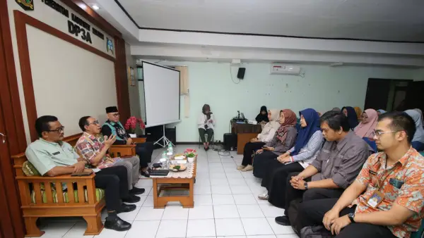 Rakor persiapan penilaian dan evaluasi penyelenggaraan Pengarusutamaan Gender (PUG) yang berlangsung di Aula DP3A, Jumat (31/10/2025) | Foto : Dok. Pemkab Sukabumi