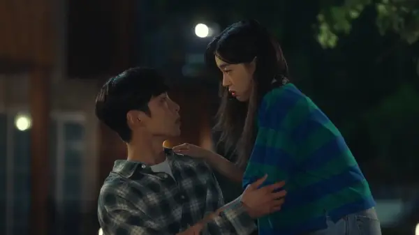 Cuplikan K-Drama Last Summer, Cinta, Kenangan, dan Rahasia yang Tertinggal di Musim Panas (Sumber : Soompi)
