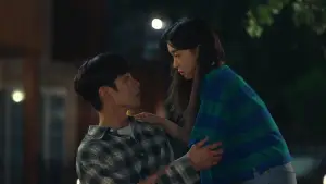 Cuplikan K-Drama Last Summer, Cinta, Kenangan, dan Rahasia yang Tertinggal di Musim Panas (Sumber : Soompi)