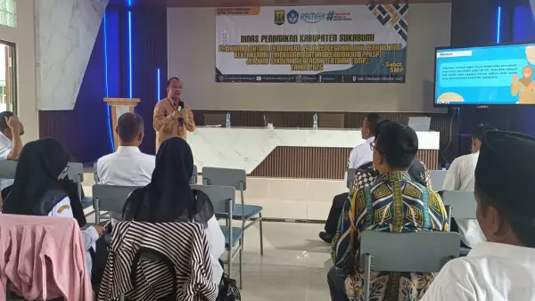Pembinaan dan penguatan kapasitas bagi Tim Pencegahan dan Penanganan Kekerasan di Satuan Pendidikan (PPKSP) tingkat SMP tahun 2025 oleh Dinas Pendidikan Kabupaten Sukabumi | Foto : Dok. Disdik