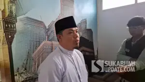 Kepala Seksi Penyelenggaraan Haji dan Umrah (PHU) sekaligus Pelaksana Tugas (Plt) Kepala Kementerian Haji dan Umroh (Kemenhaj) Kabupaten Sukabumi, Abdul Manan. (Sumber Foto: SU/Turangga Anom)