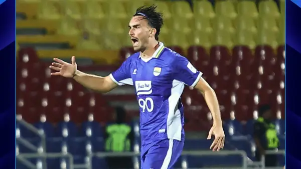 Selebrasi emosional Andrew Jung setelah mencetal gol ke gawang Selangor FC malam ini (Sumber: Instagram/@theafchub)