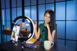 Daripada berusaha menjadi yang terbaik di segala hal, fokuslah menjadi yang terunik dan terspesifik di ceruk kecil Anda dengan 10 langkah ini. (Foto:Canva)