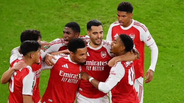 Selebrasi pemain Arsenal setelah memenangkan laga atas Brighton & Hove Albion pada ajang Piala Liga (Sumber: Instagram/@arsenal)