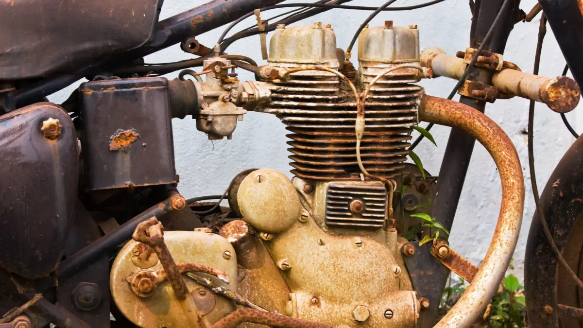 Tips Menghilangkan Karat pada Motor