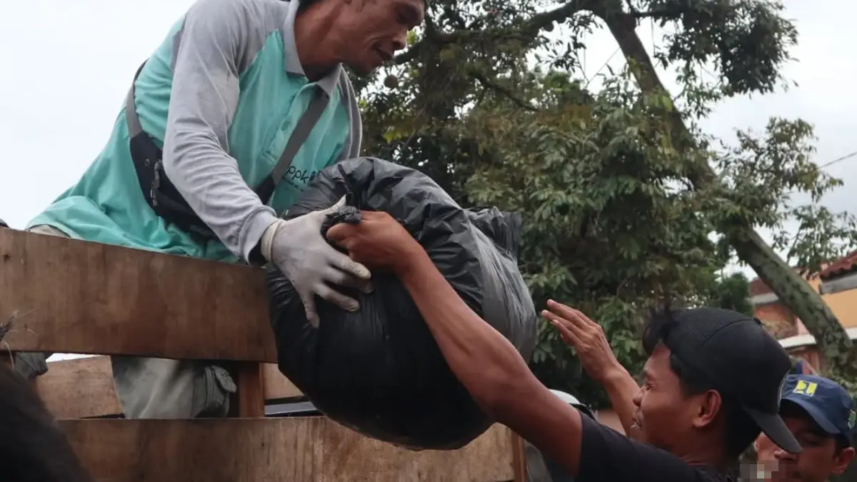 Warga Protes! Tarif Baru Buang Sampah di TPA Cimenteng Sukabumi Mahal: Tak Sesuai Perda