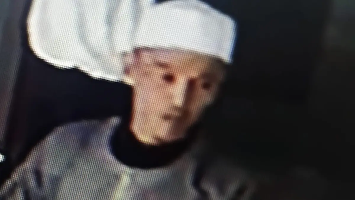 Terekam CCTV: Pelaku Penipuan kepada Pedagang Tunanetra di Masjid Jalur Cibolang Sukabumi