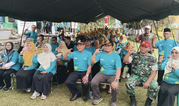 Sekretaris Dinas Kesehatan Kabupaten Sukabumi, Masykur Alawi (tengah). (Sumber Foto: Istimewa)