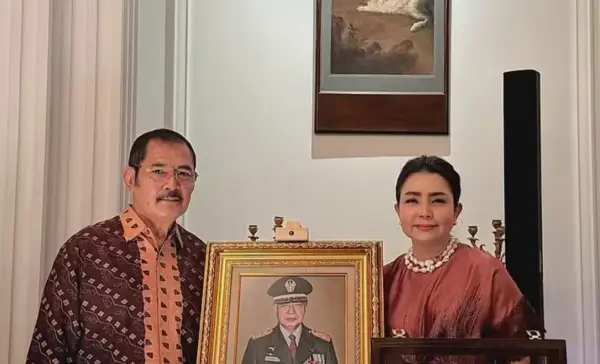 Mayangsari Bersyukur Soeharto Dapat Gelar Pahlawan Nasional, Bukan Carmuk (Sumber : Instagram/@mayangsari_official)