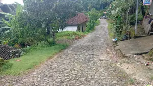 Kondisi jalan kabupaten ruas Panglayangan - Cibodas Cibitung Sukabumi (Sumber: dok warga)