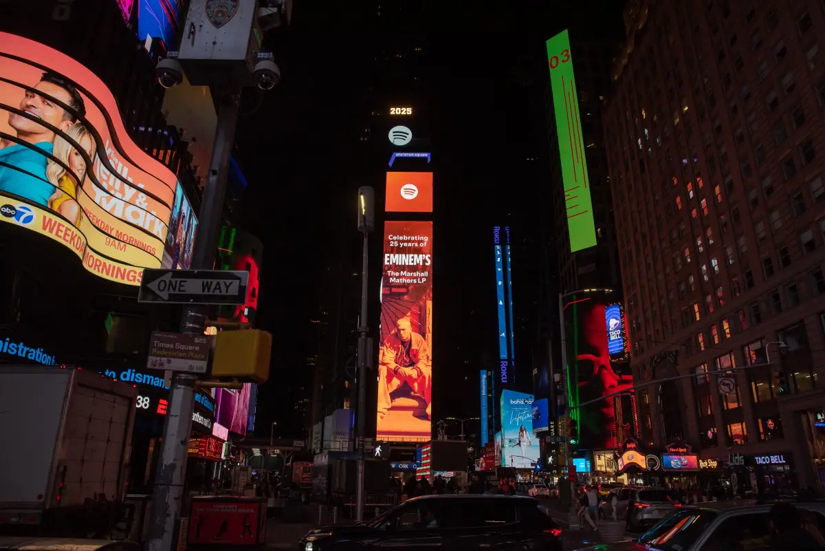 Rapper Kulit Putih Bukan Cuma Eminem Rapper Wanita Ubah Wajah Hip-Hop, Dari 8 Mile ke TikTok Drill