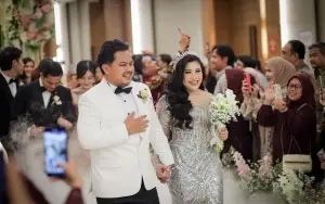 Geng Motor The Prediksi Jadi Groomsmen, Boiyen Ungkap Alasan Kocak Dibaliknya (Sumber : Instagram/@weddingfactory)