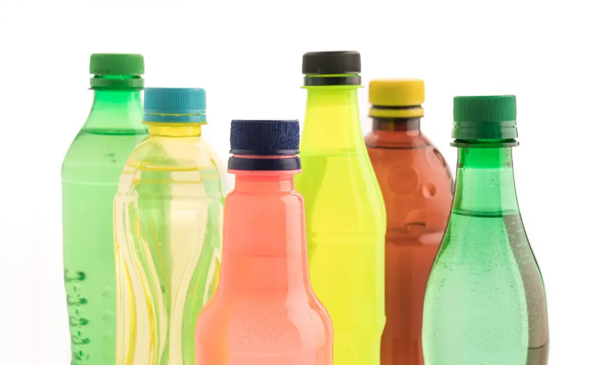 Stop Konsumsi Minuman Kemasan Secara Berlebih! Ini 8 Bahaya yang Jarang Orang Tahu