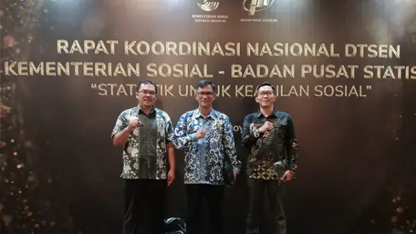 Kadinsos Kabupaten Sukabumi, Bambang Widyantoro, hadiri Rapat Koordinasi Nasional Data Tunggal Sosial Ekonomi Nasional (DTSEN) yang digelar Kementerian Sosial RI dan Badan Pusat Statistik (BPS) di Jakarta. (Sumber : Istimewa.)