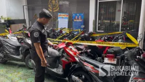 Barang bukti hasil curian 5 pelaku diperlihatkan Polisi di Polres Sukabumi Kota. Selasa (18/11/2025). (Sumber: SU/Turangga Anom)