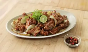 Resep Ayam Goreng Krispi Saus Mentega, Insipirasi Menu untuk Makan Keluarga (Sumber : Youtube | Devina Hermawan)