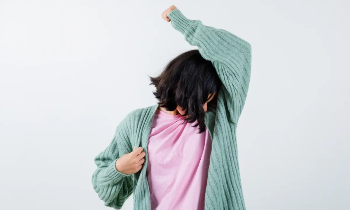 Hindari! 7 Kebiasaan Berpakaian yang Diam-Diam Bikin Kamu Terlihat Kurang Menarik