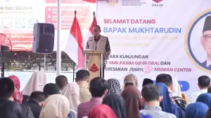 Wali Kota Sukabumi saat menghadiri peresmian Pasim Go Migrant Centre, Kamis (20/11/2025) | Foto : Dokpim