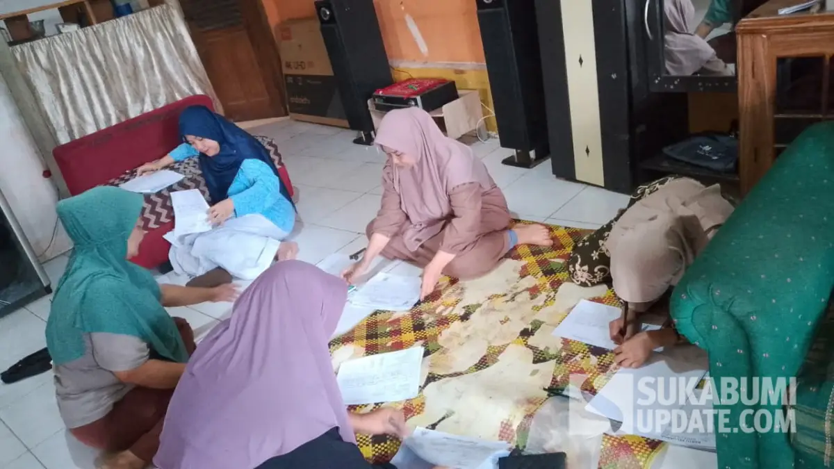 Digitalisasi tak pernah melupakan bumi. Lewat SiPADU, kita bikin urusan RT jadi gampang, transparan, dan pastinya, mendukung gerakan Kawan Hijau untuk lingkungan yang lebih asri. Dari dashboard ke kebun, kita maju bersama!