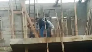 Pekerja bangunan kesetrum di Gunungguruh Kabupaten Sukabumi (Sumber: warganet)