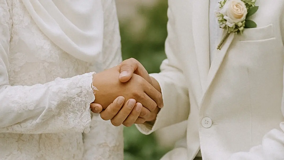 Lagi Ramai Nikah Siri Online di Medsos: Sah Nggak? Eksploitasi atau Modus Poligami Terselubung