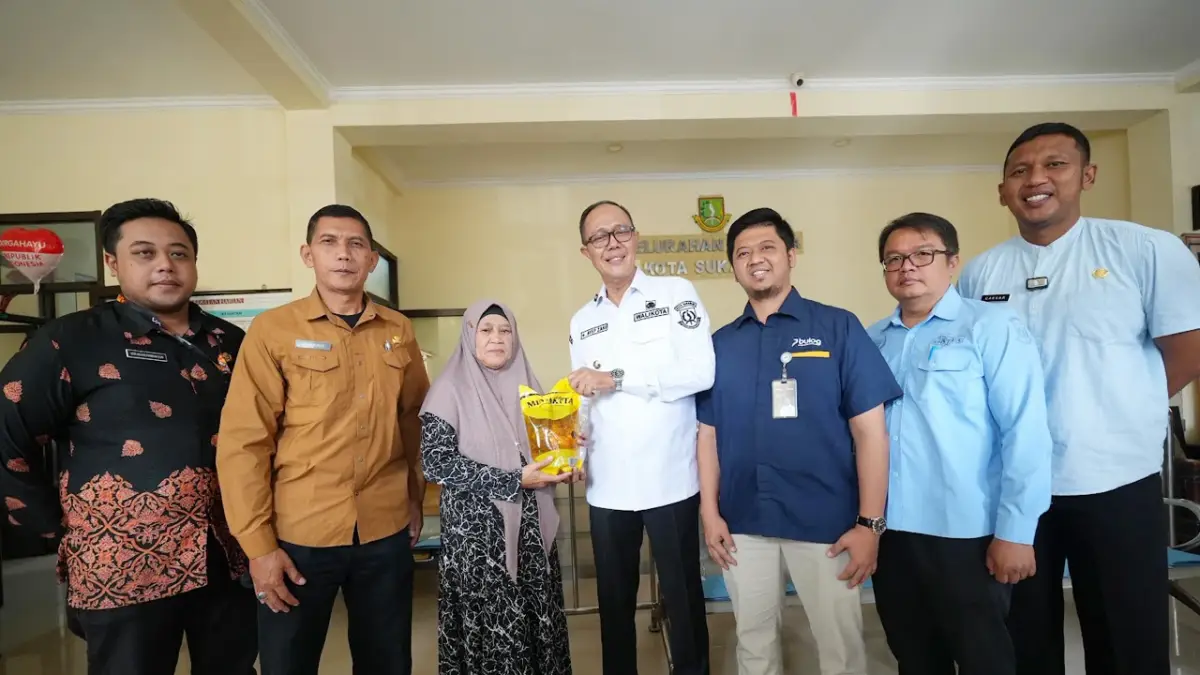 1.223 Warga Cikole Terima Bantuan Pangan dari Pemkot Sukabumi