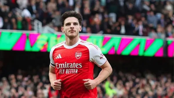 Declan Rice, gelandang Arsenal, ingatkan pada para rekan setimnya untuk tak jumawa seteleh mengalahkan Bayern Munchen 3-1 (Sumber: instagram/@declanrice)