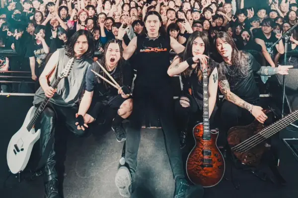 Metalcore x Tradisi Jepang. Mendefinisikan ulang heavy music dengan nuansa Wagakki. (Foto Credit:@Sable Hills/ Facebook)