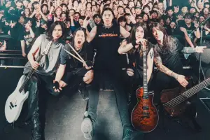 Metalcore x Tradisi Jepang. Mendefinisikan ulang heavy music dengan nuansa Wagakki. (Foto Credit:@Sable Hills/ Facebook)