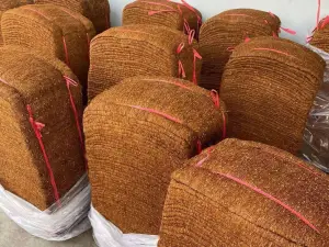 Sumedang juga dikenal sebagai penghasil tembakau terbesar di Jawa Barat. Kabupaten lain seperti Garut, Pangandaran, dan Bandung juga memiliki lahan tembakau yang dibudidayakan. (Foto: Tembakau Garut/Komunitas Pejual tembakau)