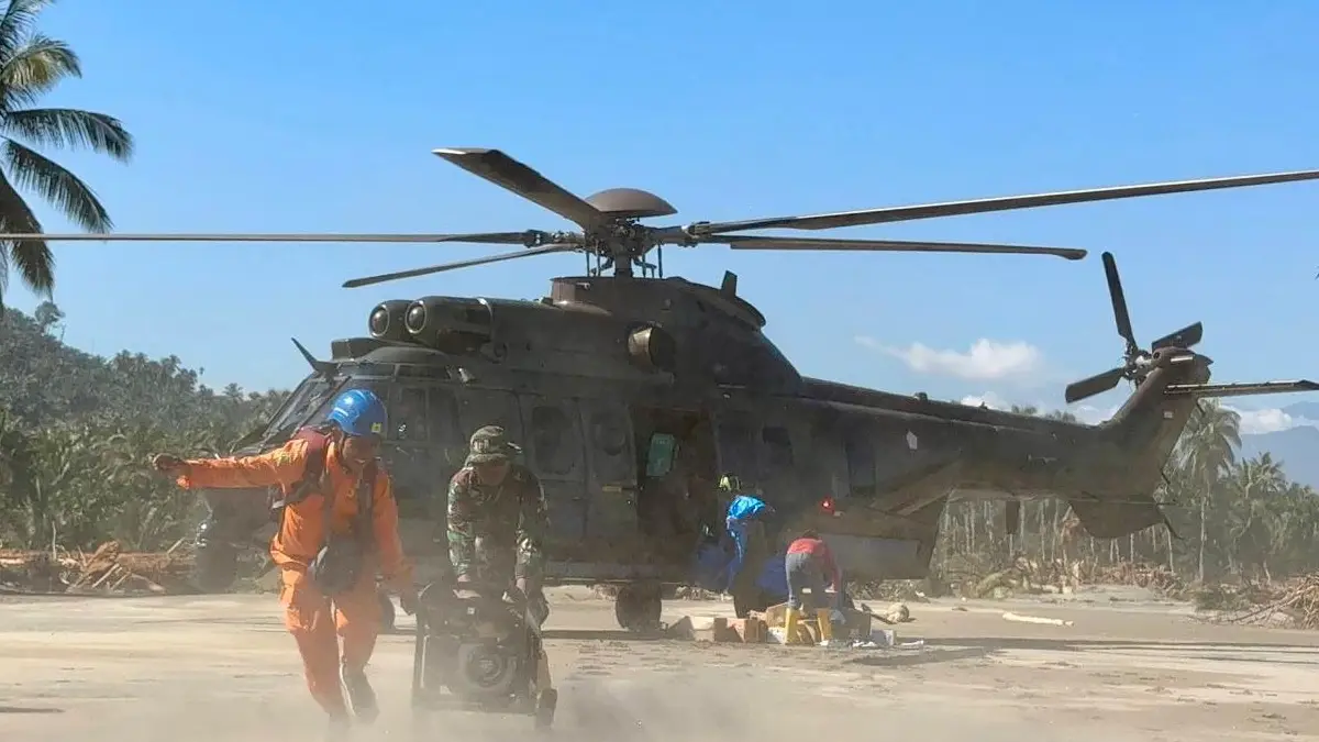 Kolaborasi Lintas Instansi, PLN Kebut Pemulihan Kelistrikan Pasca Bencana