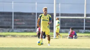 Arif Setiawan, kapten Persikabumi yang dijuluki Cobra Jenderal Lini Tengah.