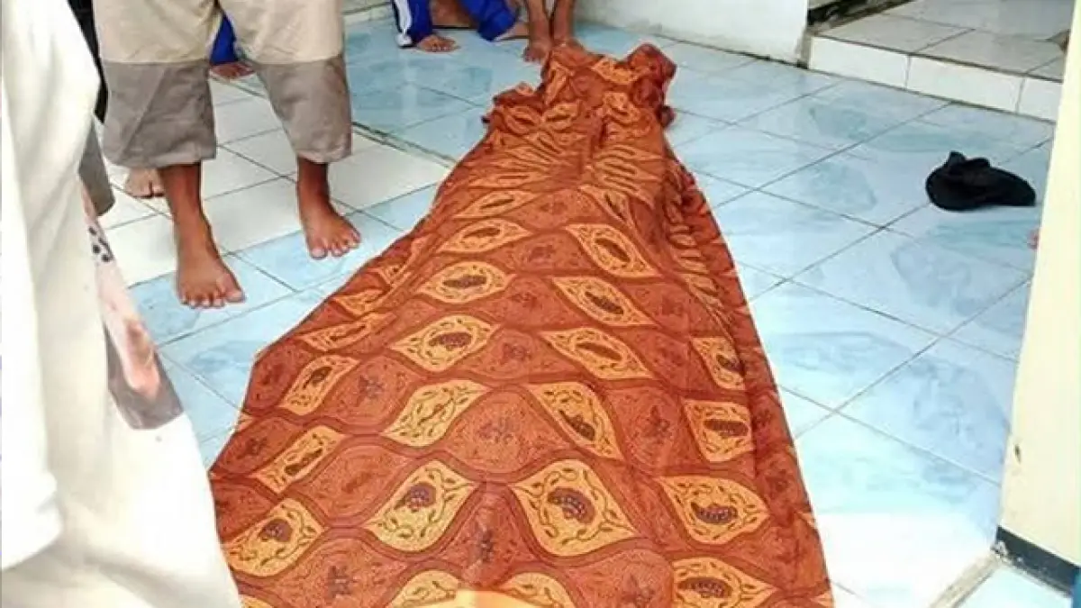 Tukang Kredit Asal Majalengka Ditemukan Meninggal di MCK Masjid Jampangkulon Sukabumi
