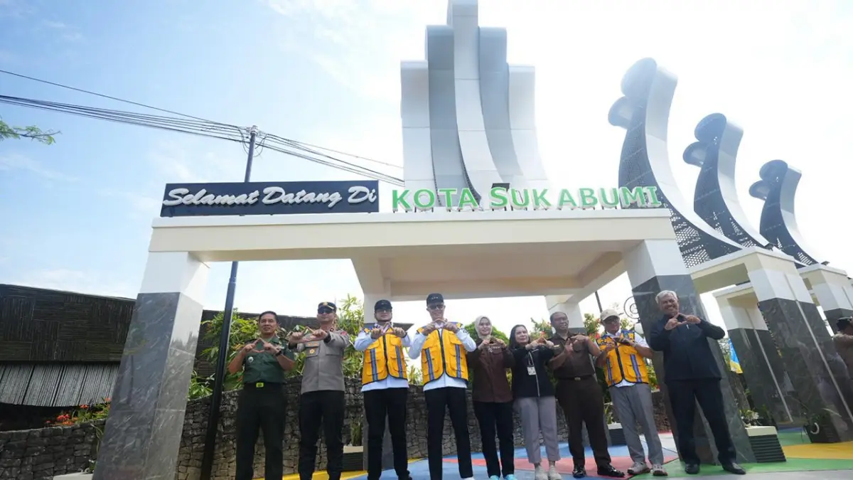 Wali Kota Sukabumi Resmikan Tugu Batas Kota, Gapura Pakujajar yang Ikonik di Jalur Lingkar