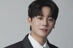 Aktor ‘Moving’ Lee Jung Ha Akan Jalani Wamil di Korps Marinir Tahun Depan (Sumber : X/@soompi)