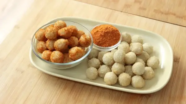 Resep Cimol Keju, Jajanan Sederhana yang Kenyal di Luar dan Lumer di Dalam (Sumber : Youtube | Devina Hermawan)