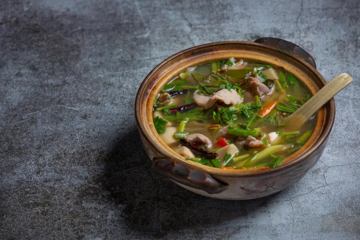 Resep Sup Bayam Jamur, Ide Makanan Sehat Sarapan dan saat Musim Hujan