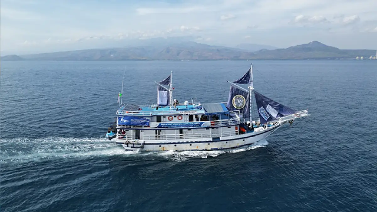 RS Kapal Terapung IKA Unair Meluncur ke Aceh