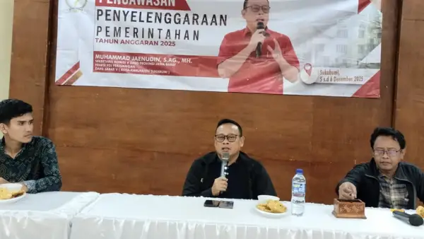 Anggota DPRD Jawa Barat, Muhammad Jaenudin, saat Penyelenggaraan Pengawasan Pemerintahan di Kecamatan Cisaat, Kabupaten Sukabumi, pada Sabtu (6/12/2025) | Foto : Tim adc