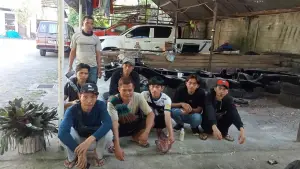 Delapan pekerja tambang asal Pabuaran Sukabumi yang terjebak bencana di Aceh. (Sumber: Istimewa)