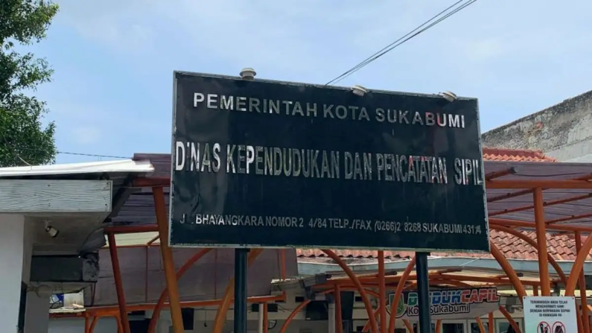 Jaga Pelayanan, Wali Kota Sukabumi Tunjuk Reni Rosyida Jadi Plt Kadisdukcapil