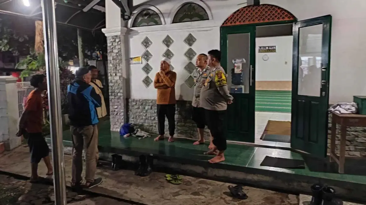 Pria Lansia Tanpa Identitas Ditemukan Meninggal di Toilet Masjid Sukaraja