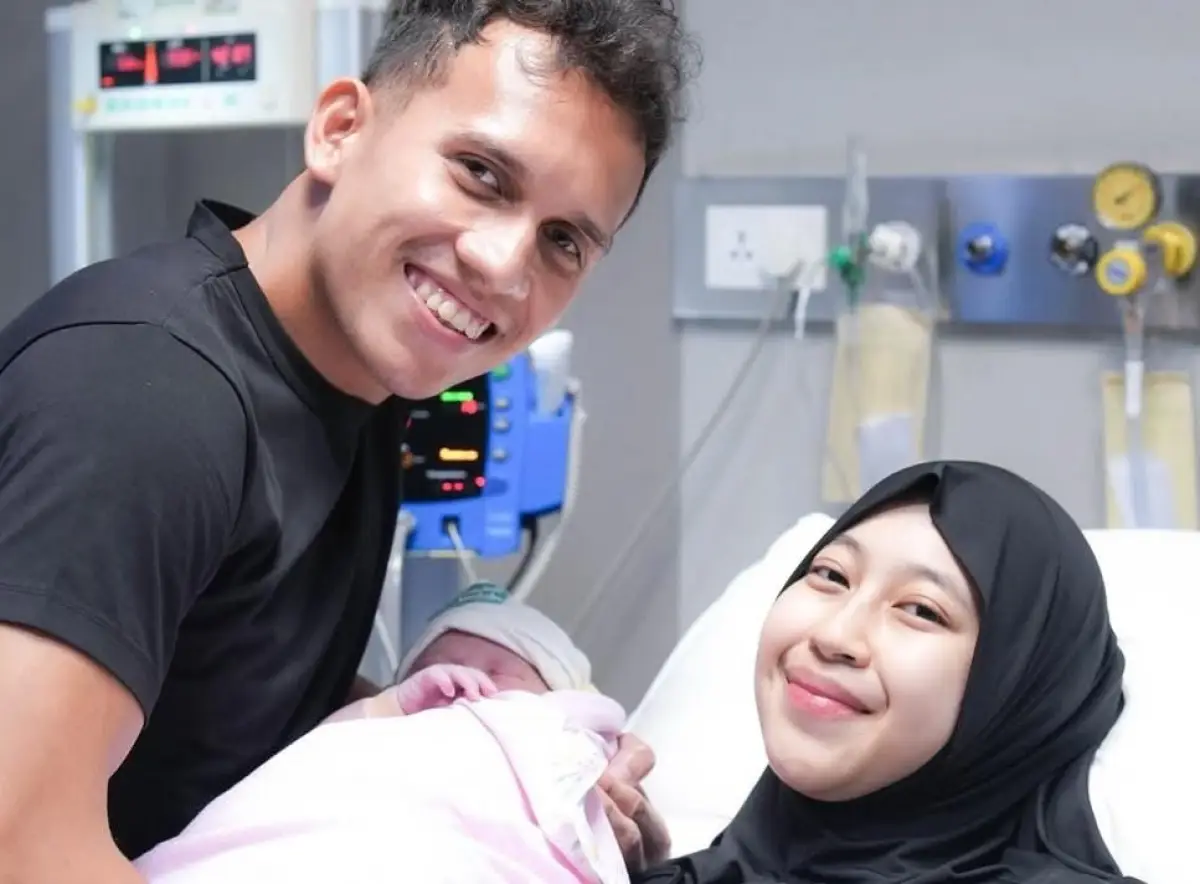 Selamat! Egy Maulana Vikri dan Adiba Khanza Sambut Kelahiran Anak Pertama